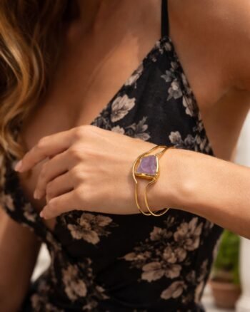 Suryanshi Raw Stone Hand Cuff