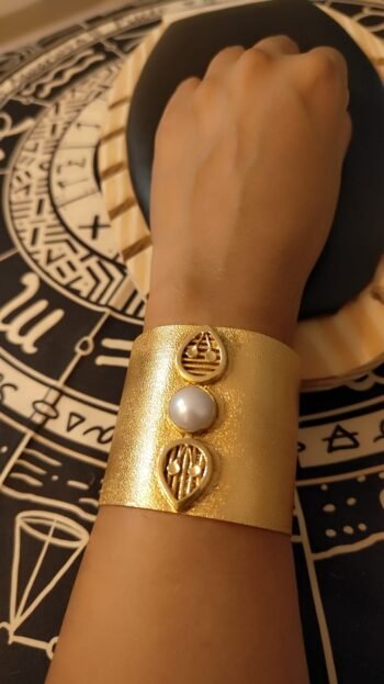 Hridaya Pearl Statement Cuff