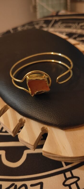 Suryanshi Raw Stone Hand Cuff