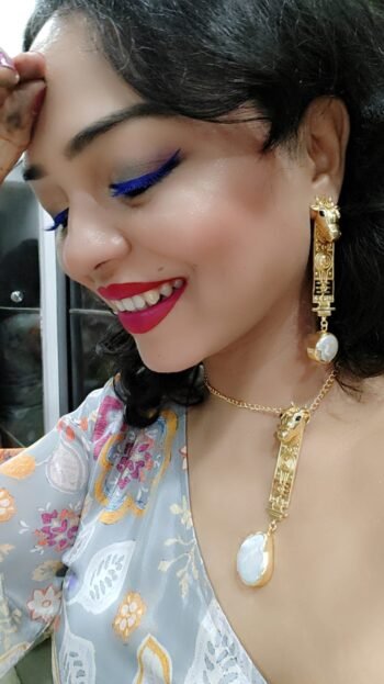 Astra Regal Horse Necklace Set