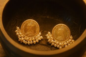 Victoria Pearl Crest Earrings