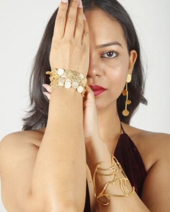 Aurelia Disc Hand Cuff
