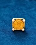 Victoria Crest Pearl Frame Ring