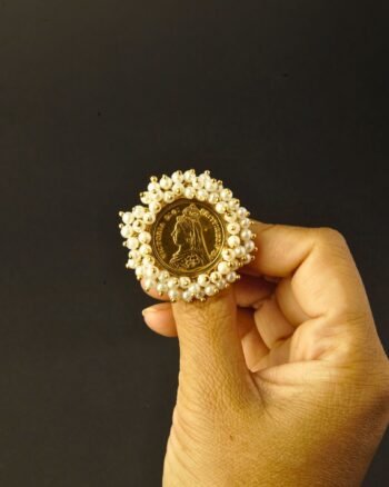 Victoria Pearl Sovereign Ring